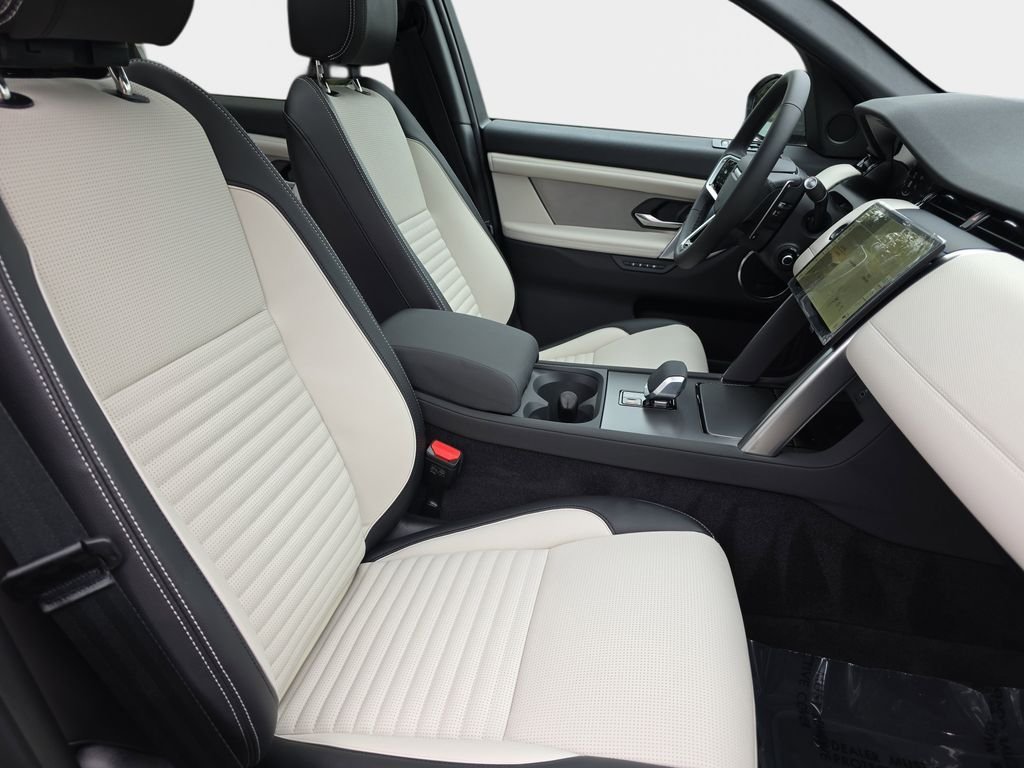 2026 Land Rover Discovery Sport Landmark - Photo 10