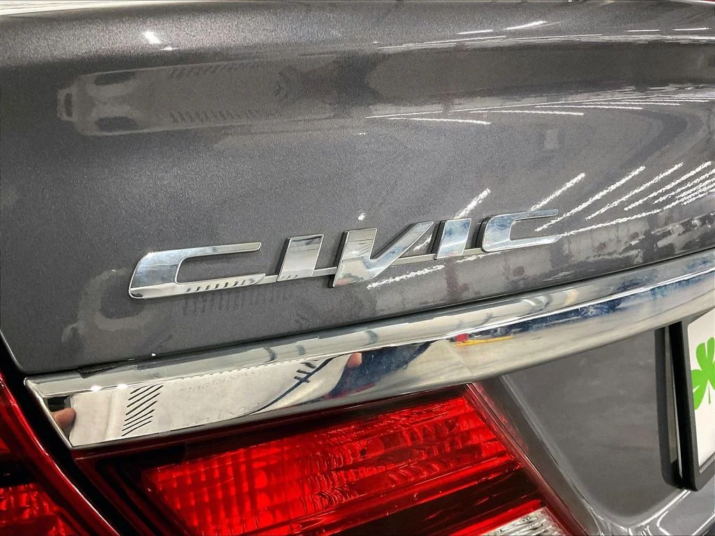Used 2015 Gray Honda EX-L image 11