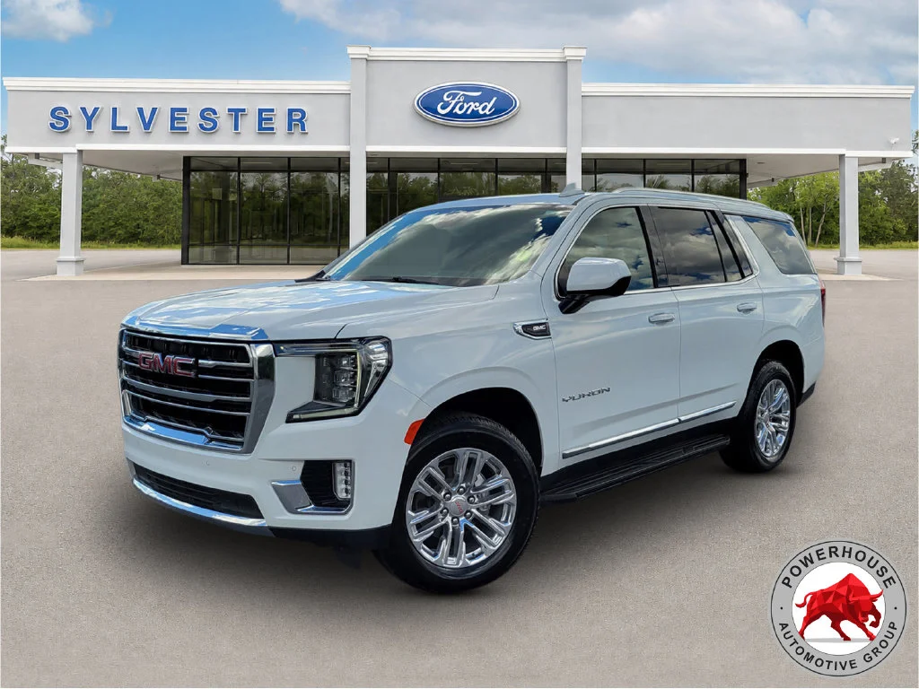 Used 2024 White GMC SLT image 1