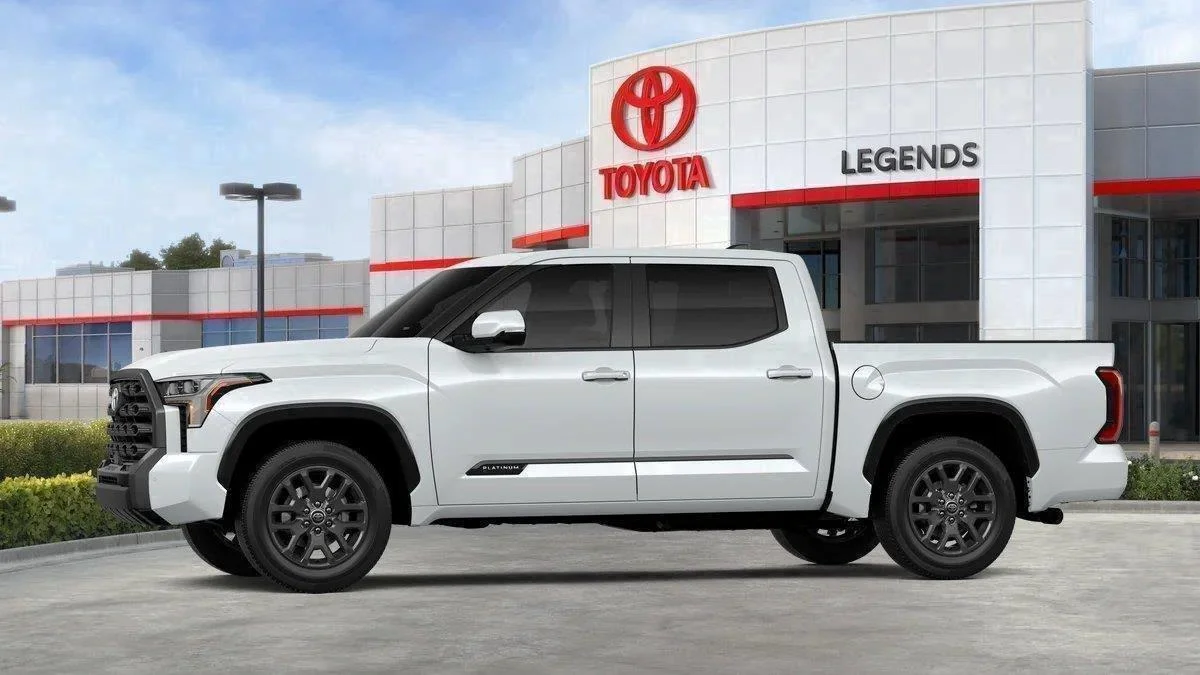 New 2026 Wind Chill Pearl Toyota Platinum image 35