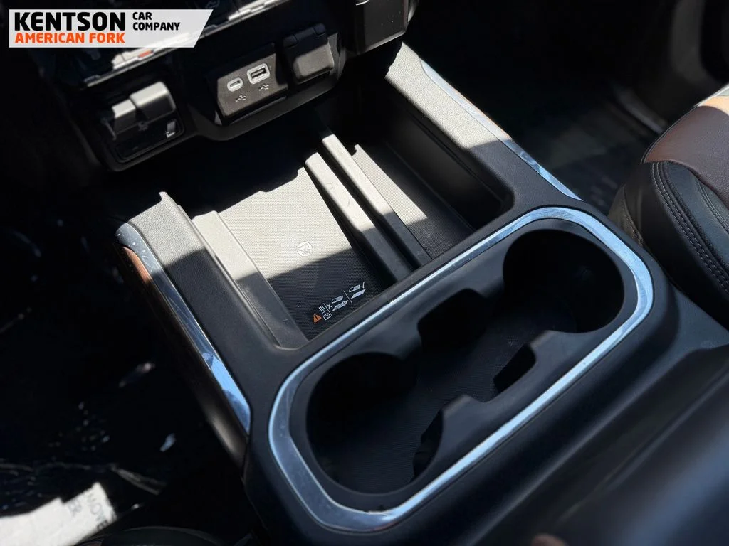 Used 2020 Gray Chevrolet High Country image 22