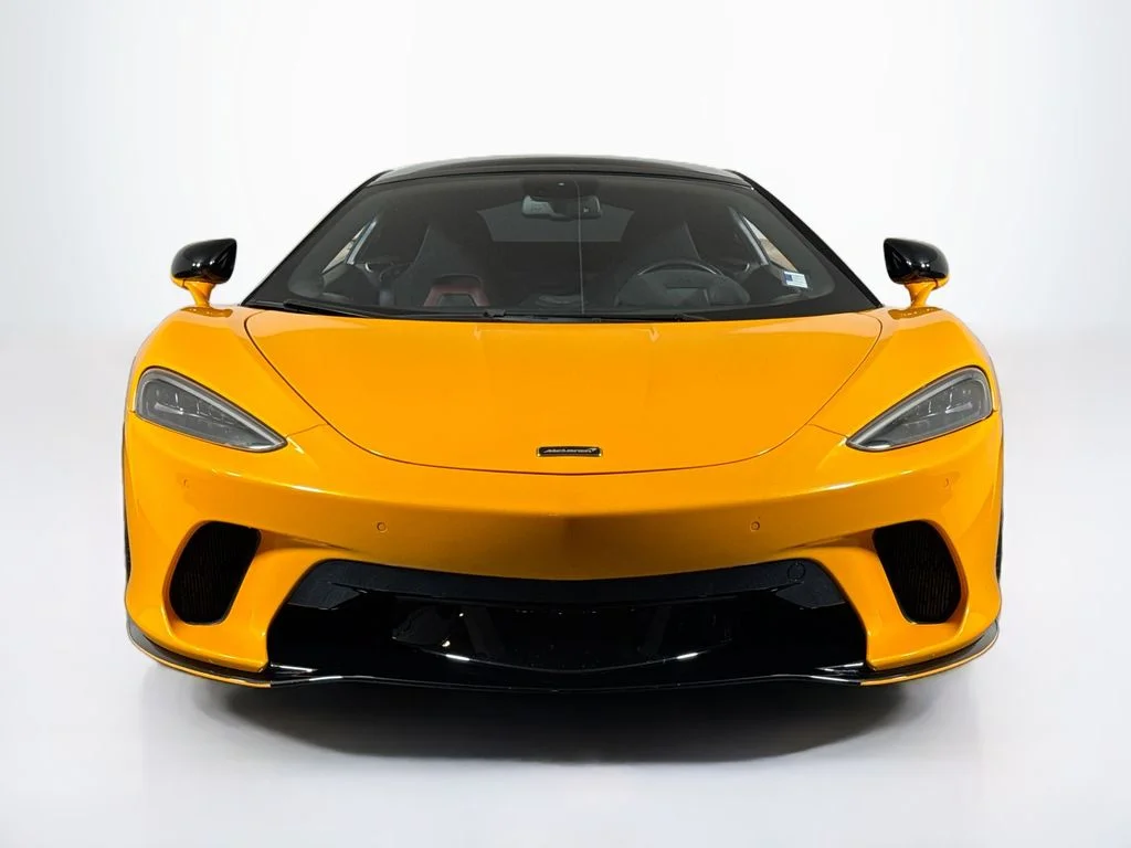 Certified Used 2023 McLaren Orange McLaren  image 8