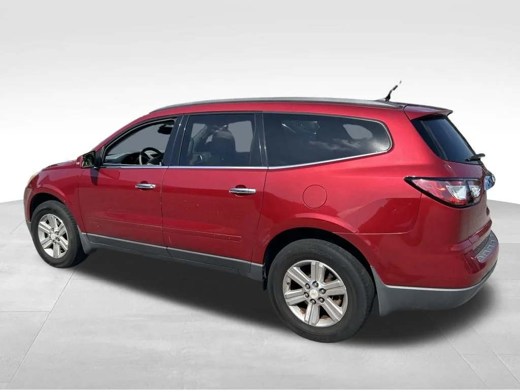 Used 2014 Red Chevrolet LT image 3