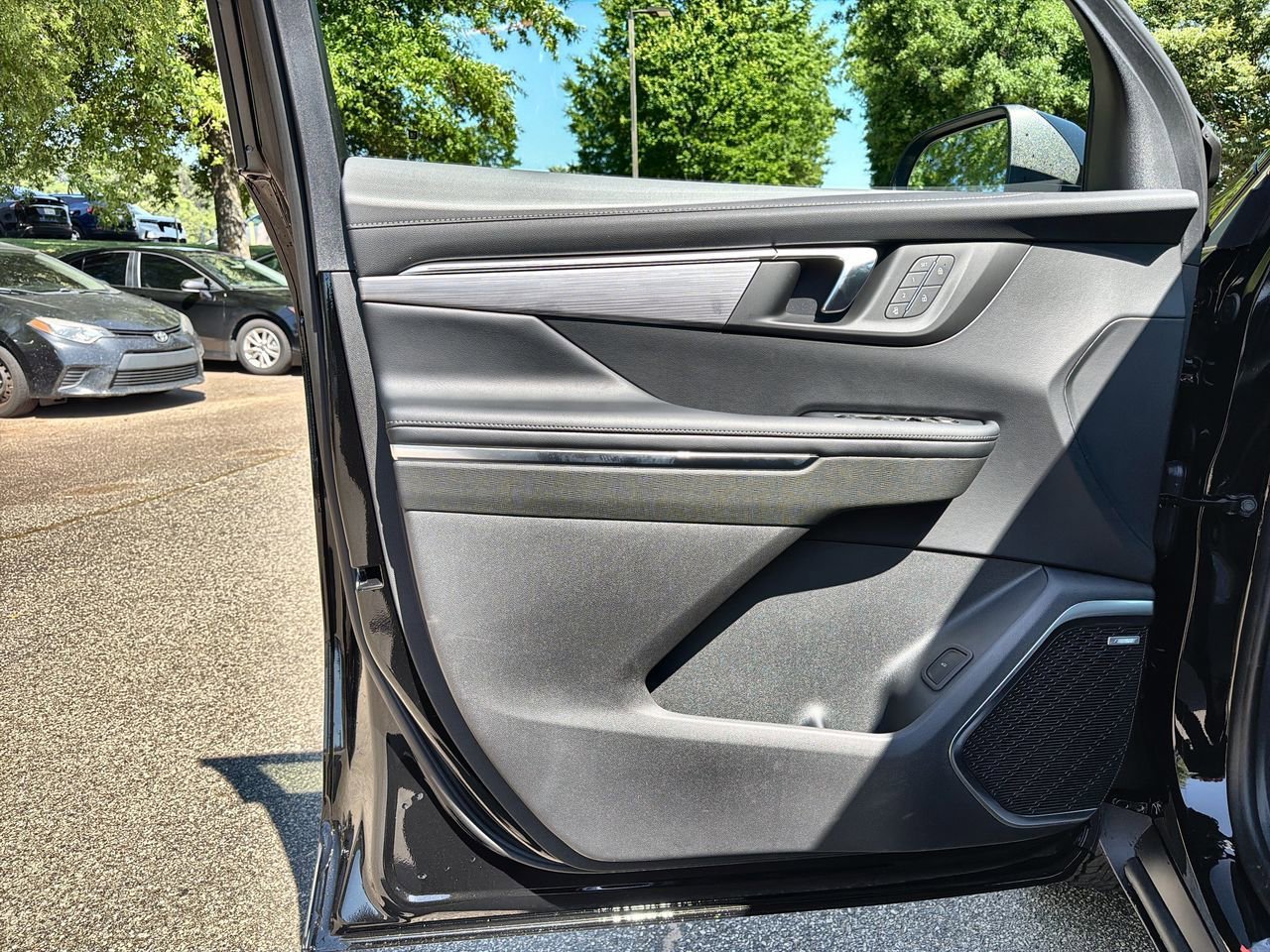 New 2026 Ebony Twilight Metallic Buick Preferred image 18