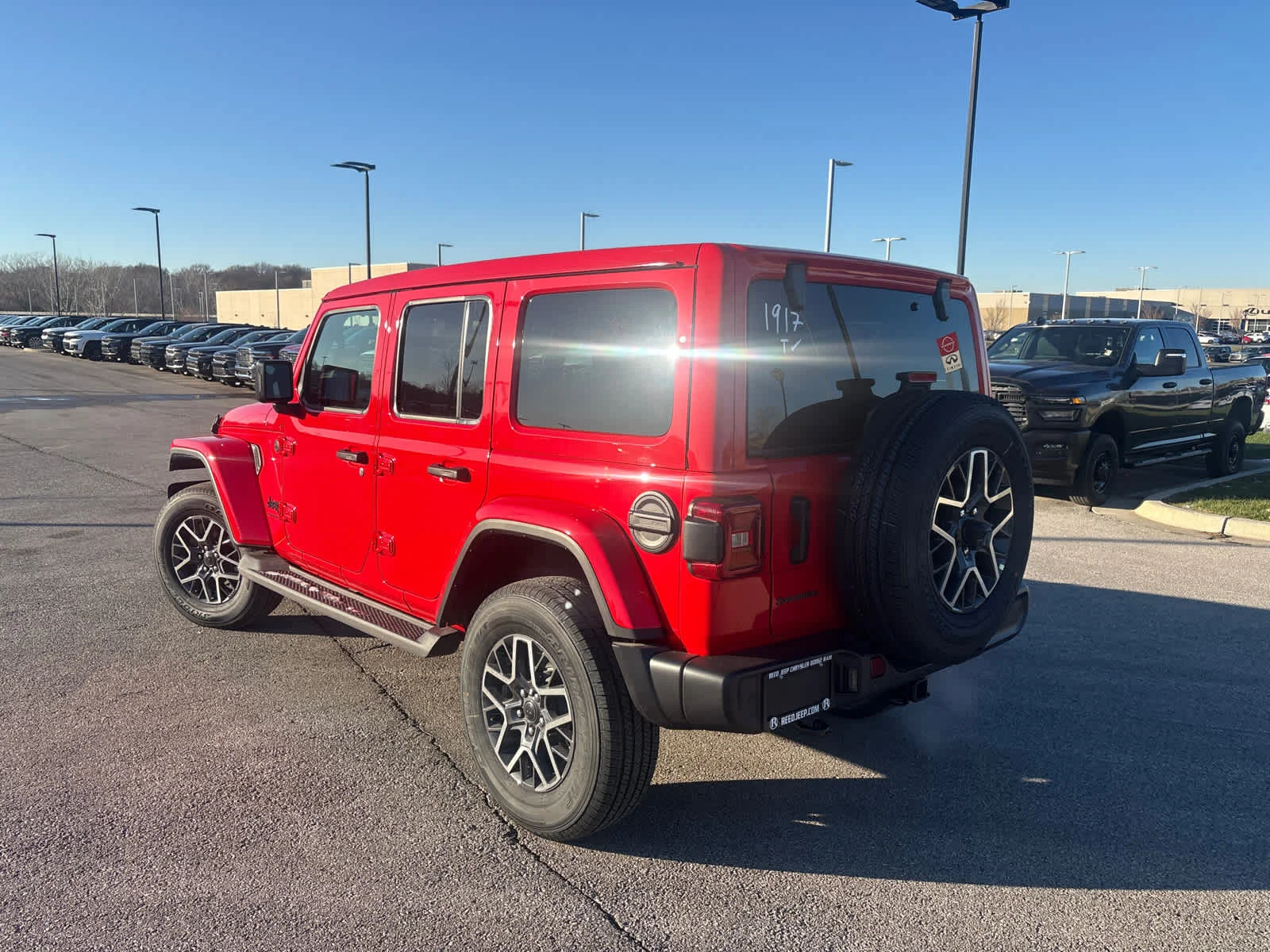 New 2026 Firecracker Red Clear-Coat Exterior Paint Jeep Sahara image 7