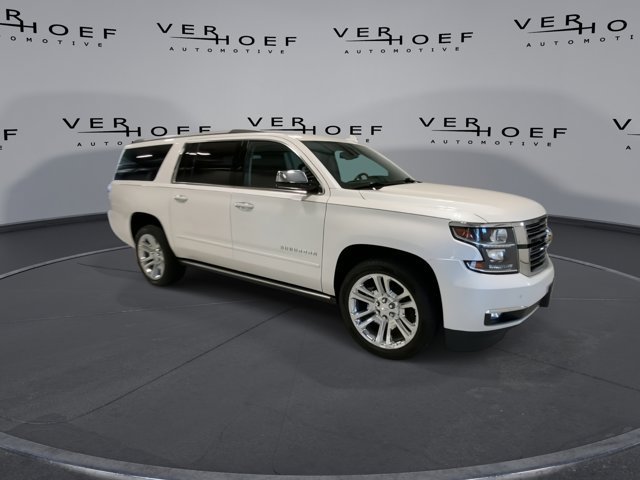 Used 2020 Iridescent Pearl Tricoat Chevrolet Premier image 2