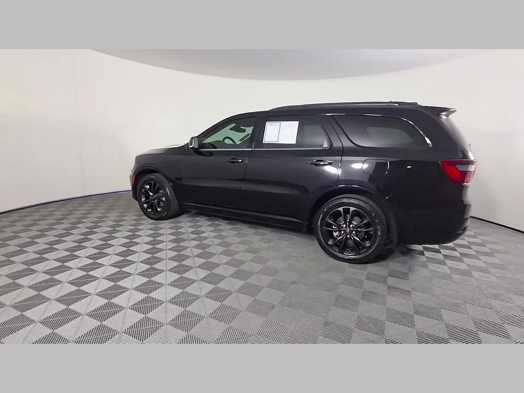 Used 2023 DB Black Clearcoat Dodge R/T Plus image 43