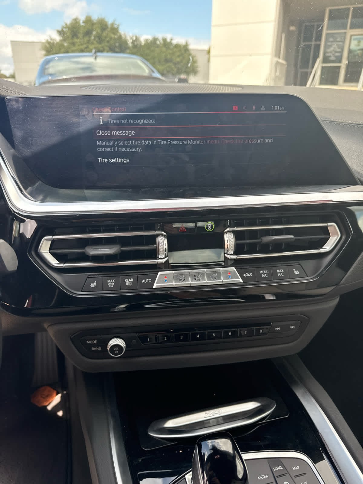 Used 2023 San Francisco Red Metallic BMW sDrive30i image 4