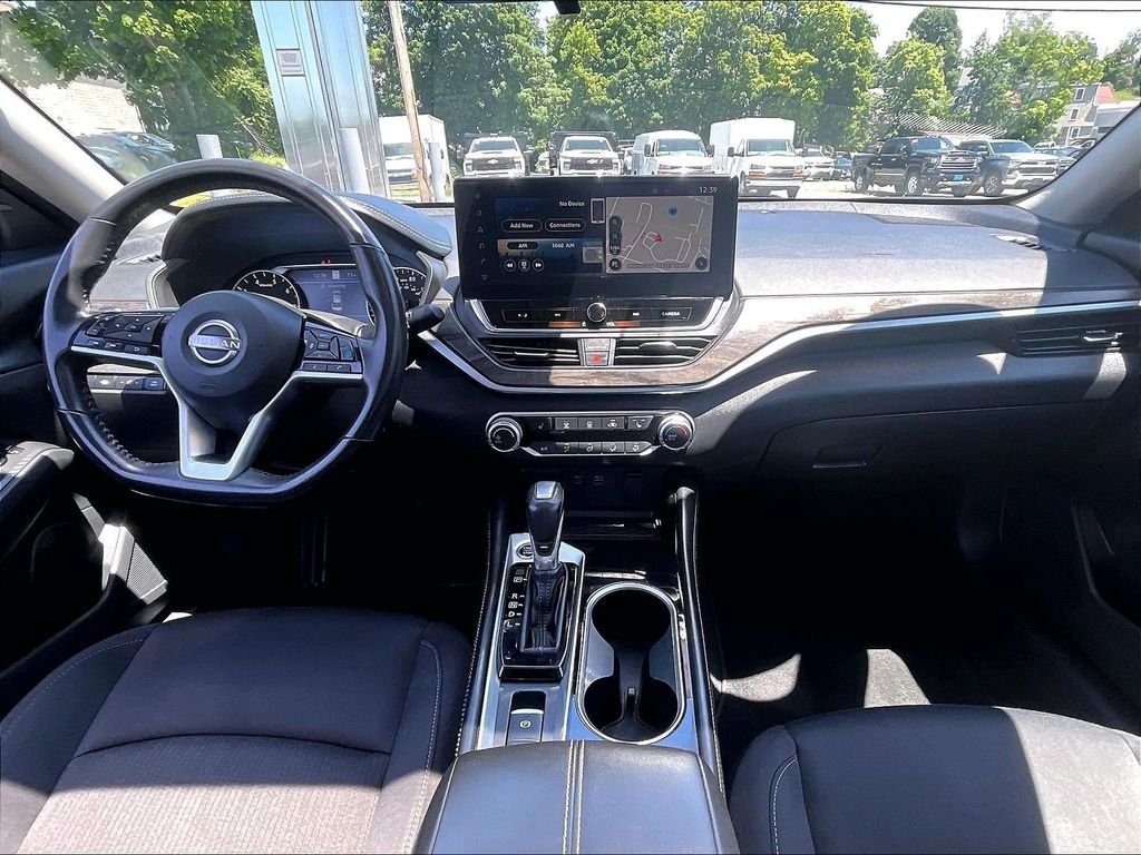 Used 2024 Gray Nissan 2.5 SV image 21