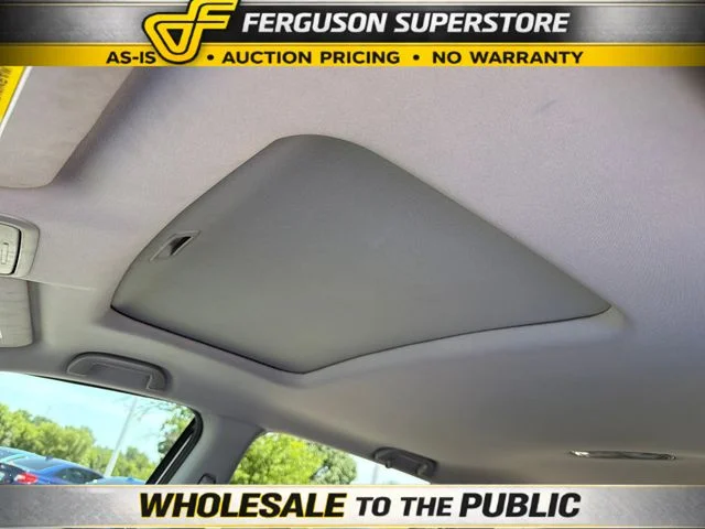 Used 2018 Silver Honda EX-L image 16