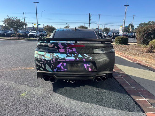Used 2018 Gray Chevrolet SS image 8