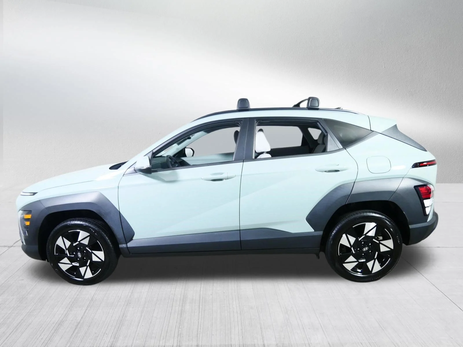 Used 2024 Mirage Green Hyundai SEL image 4