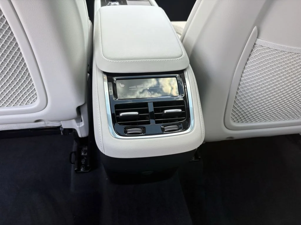 New 2026 Crystal White Volvo Ultra image 29