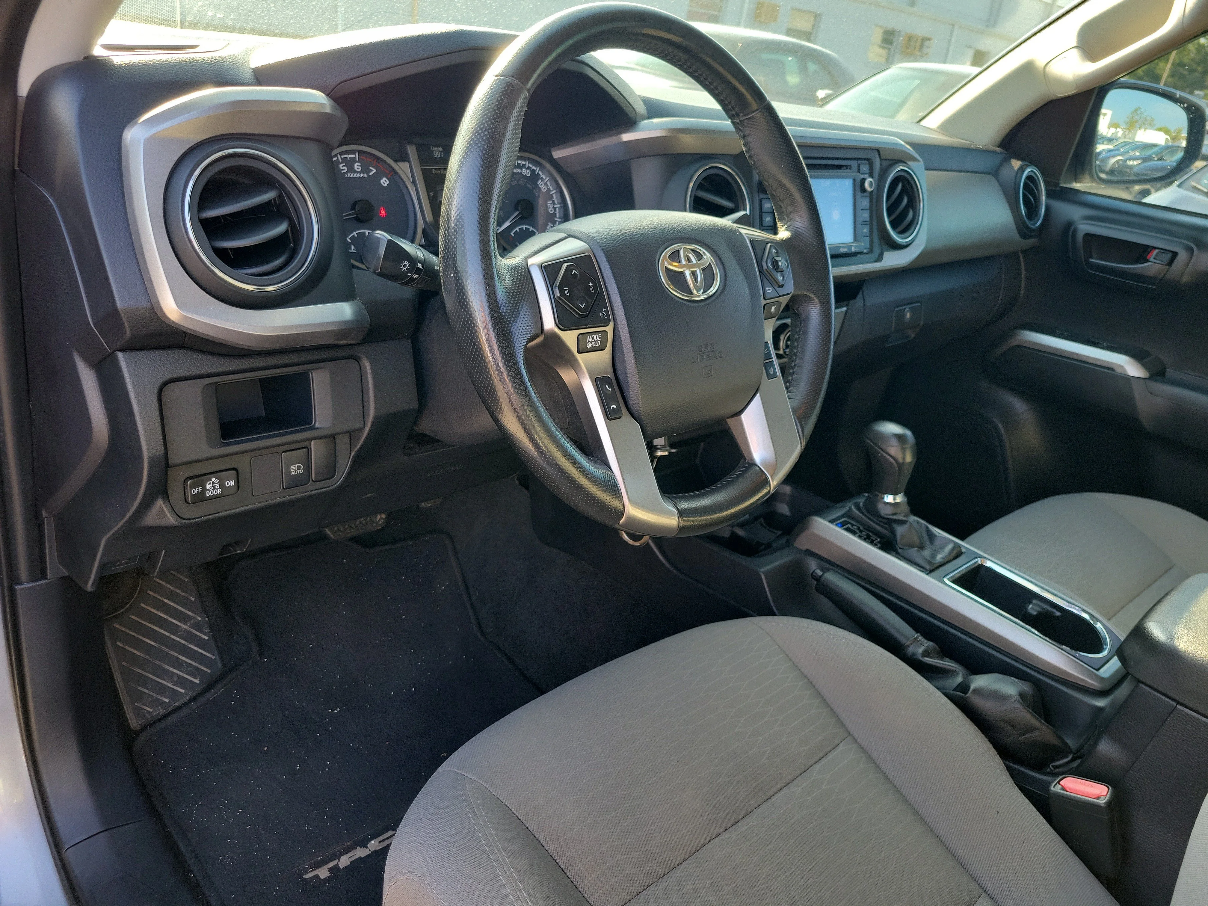 Used 2018 Silver Sky Metallic Toyota SR5 image 11