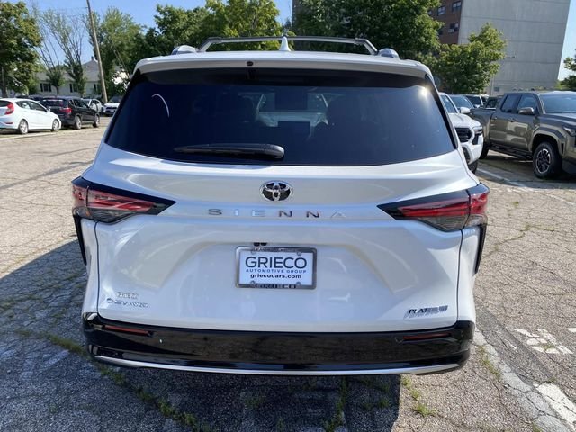 New 2026 Wind Chill Pearl Toyota Platinum image 4