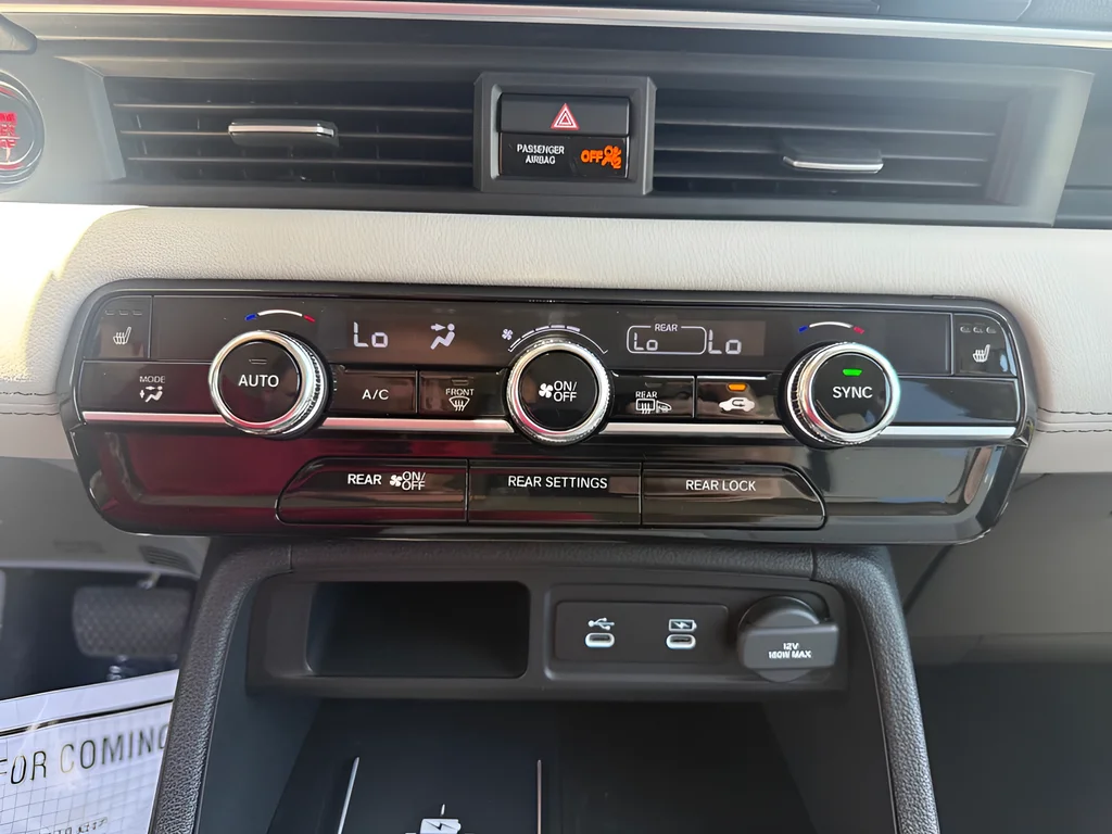 New 2026 Platinum White Pearl Honda Touring image 27