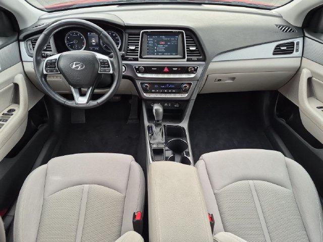 Used 2019 Red Hyundai SEL image 24