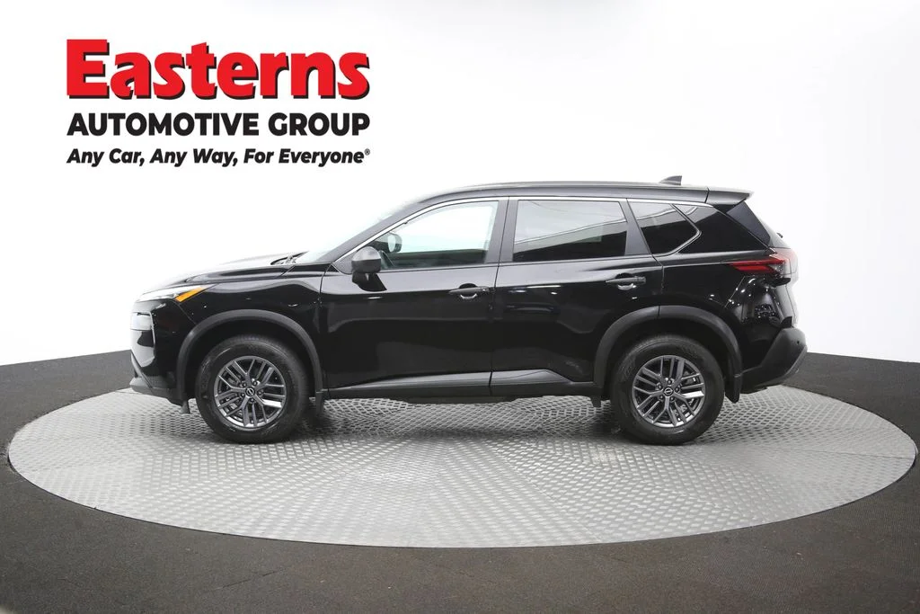 Used 2023 Black Nissan S image 60