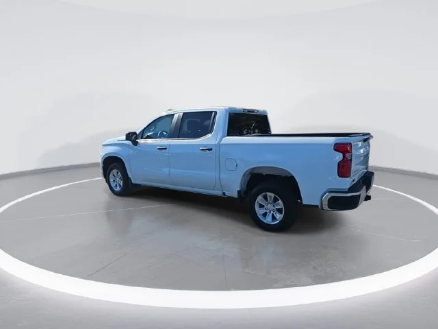 Used 2022 White Chevrolet WT image 6