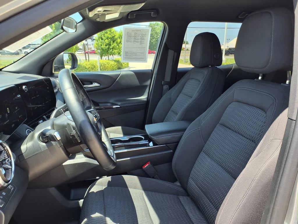 Used 2025 Gray Chevrolet LT image 11