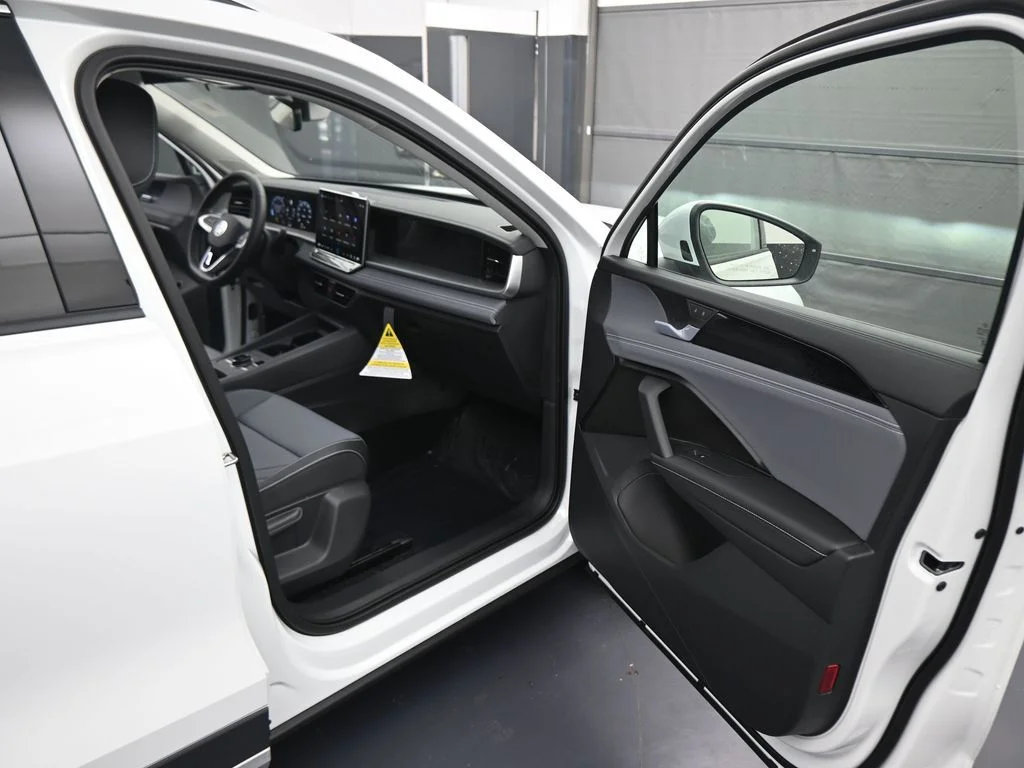 New 2026  Volkswagen 2.0T SE image 44