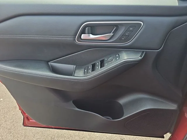 Used 2025 Red Nissan Platinum image 25