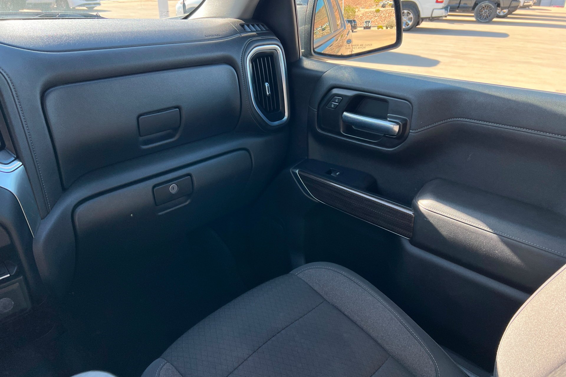 2020 Chevrolet Silverado 1500 RST - Photo 11