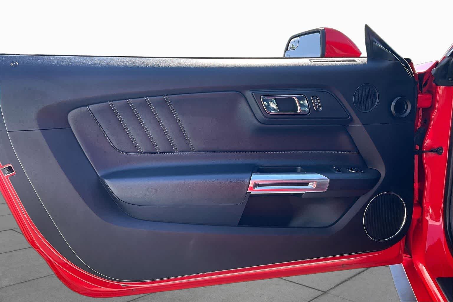 Used 2017 Race Red Ford GT Premium image 21