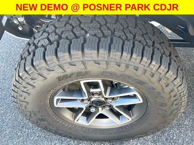 New 2026 Bright White Clearcoat Jeep Mojave image 31