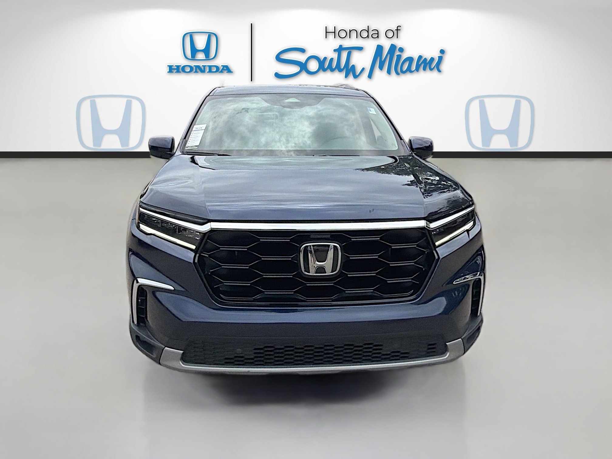 2024 Honda Pilot Touring - Photo 2