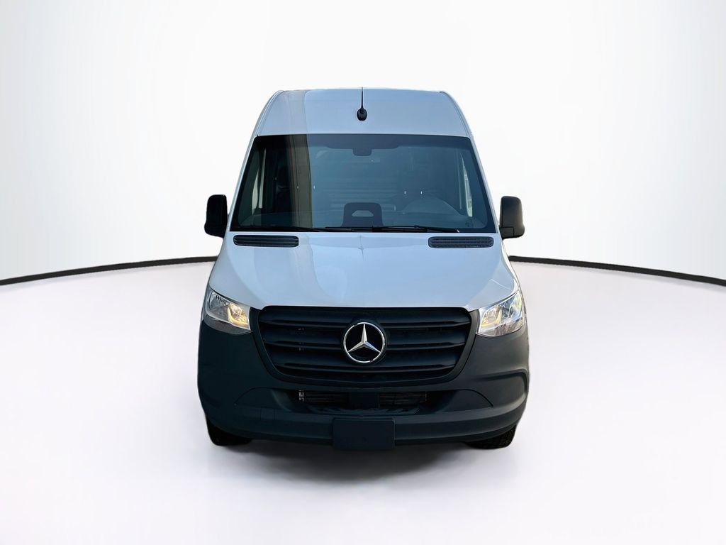 New 2026 Arctic White Mercedes-Benz Cargo 144 WB image 2