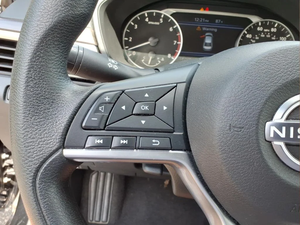 Used 2025 Black Nissan 2.5 SV image 12