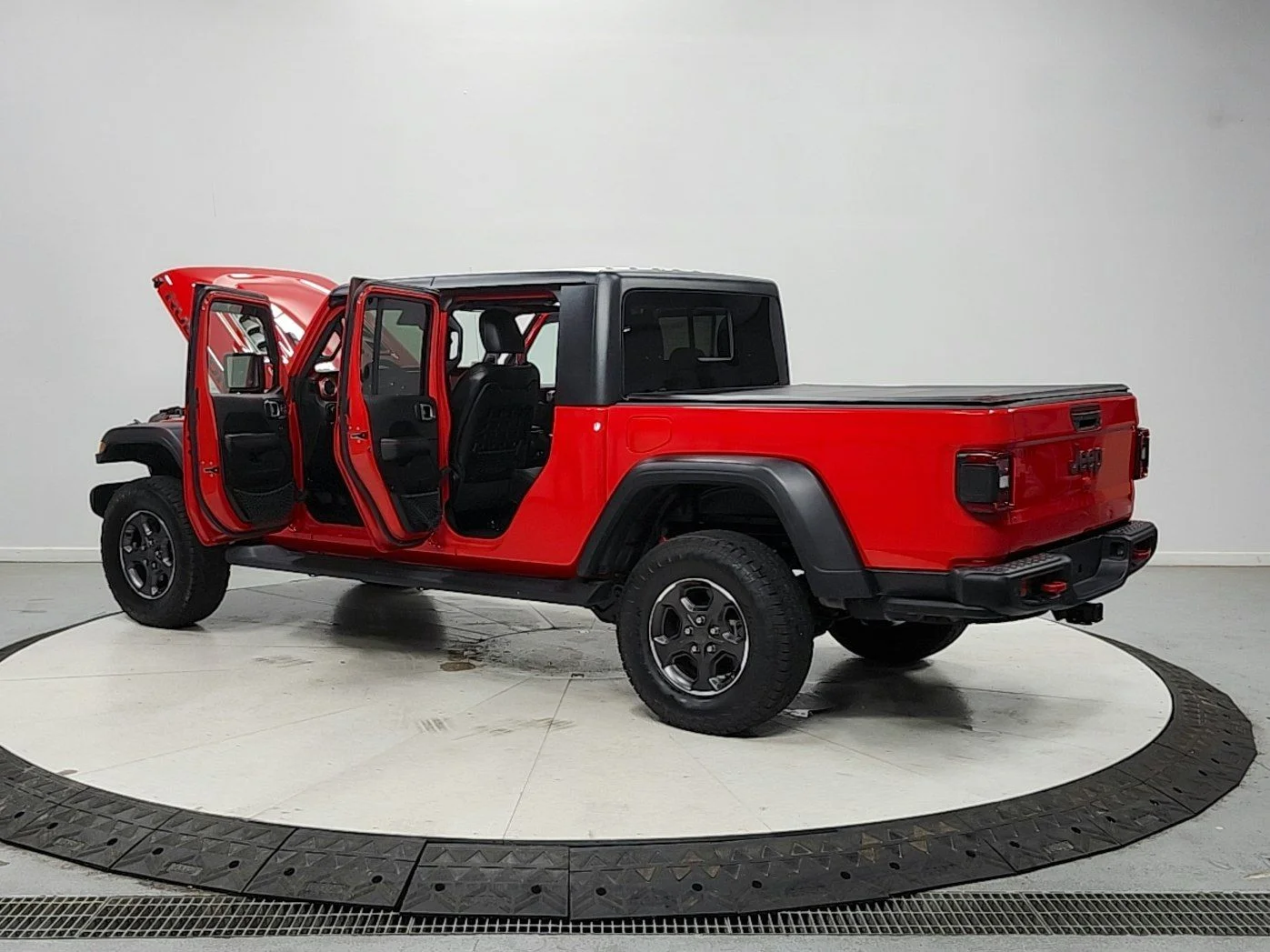 Used 2020 Firecracker Red Clearcoat Jeep Rubicon image 13