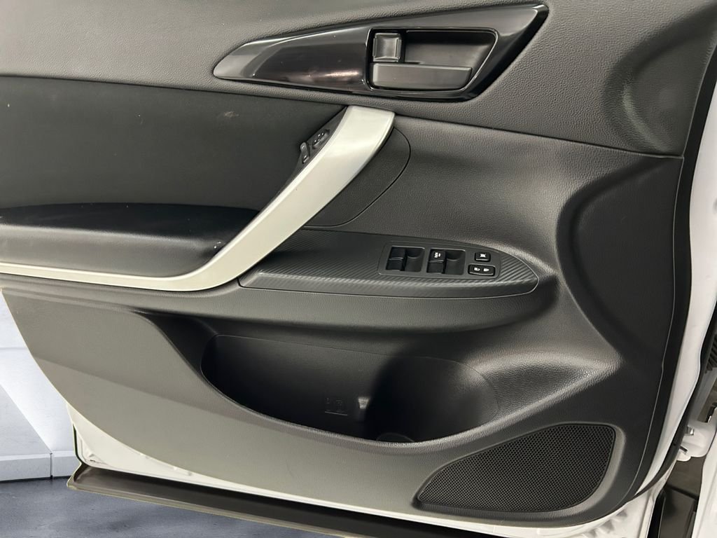 Used 2023  Mitsubishi Ralliart image 12