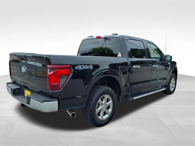 Used 2025 Black Ford XLT image 11
