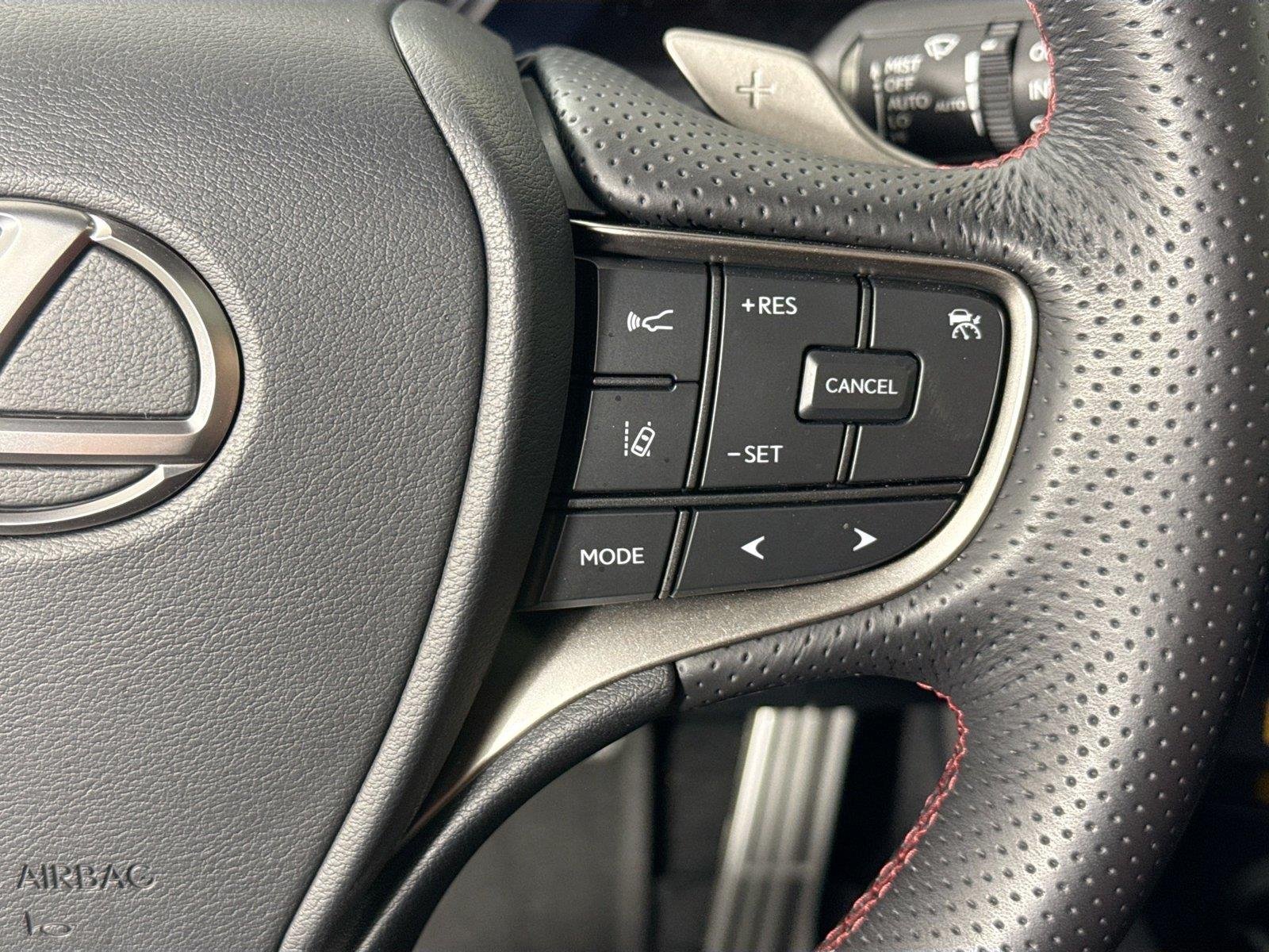 Used 2024 Iridium w/ Obsidian Roof Lexus UX 250h F SPORT Handling image 21