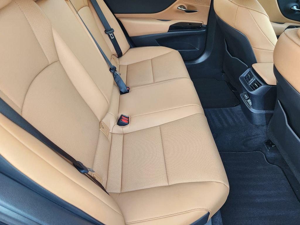 Certified Used 2025 Mica Lexus 350 PREMIUM image 31