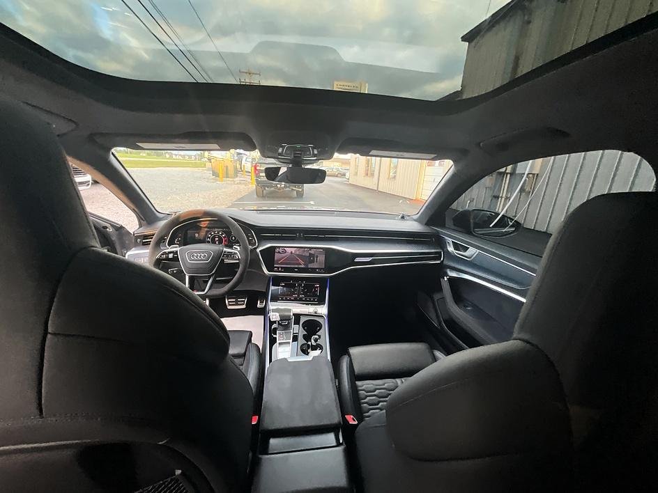 2025 Audi RS 6 Avant Base - Photo 33