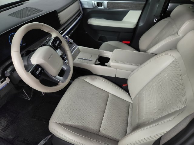 2024 Hyundai Santa Fe Limited - Photo 11