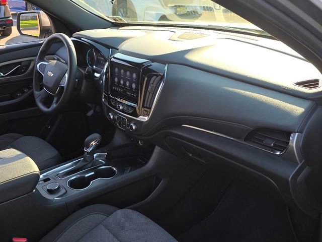 2023 Chevrolet Traverse 1LT - Photo 21