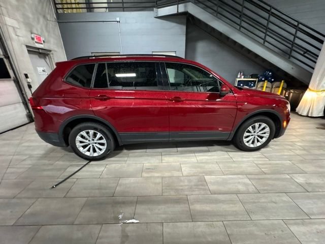 Used 2019 Cardinal Red Metallic Volkswagen 2.0T S image 2
