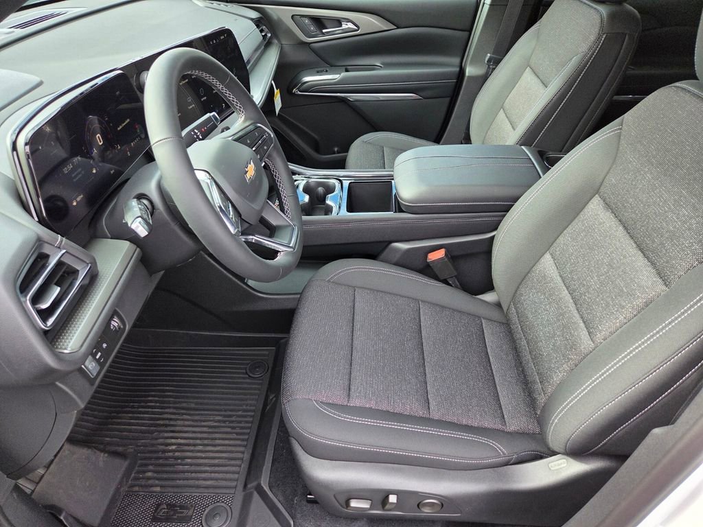 2026 Chevrolet Traverse LT - Photo 6