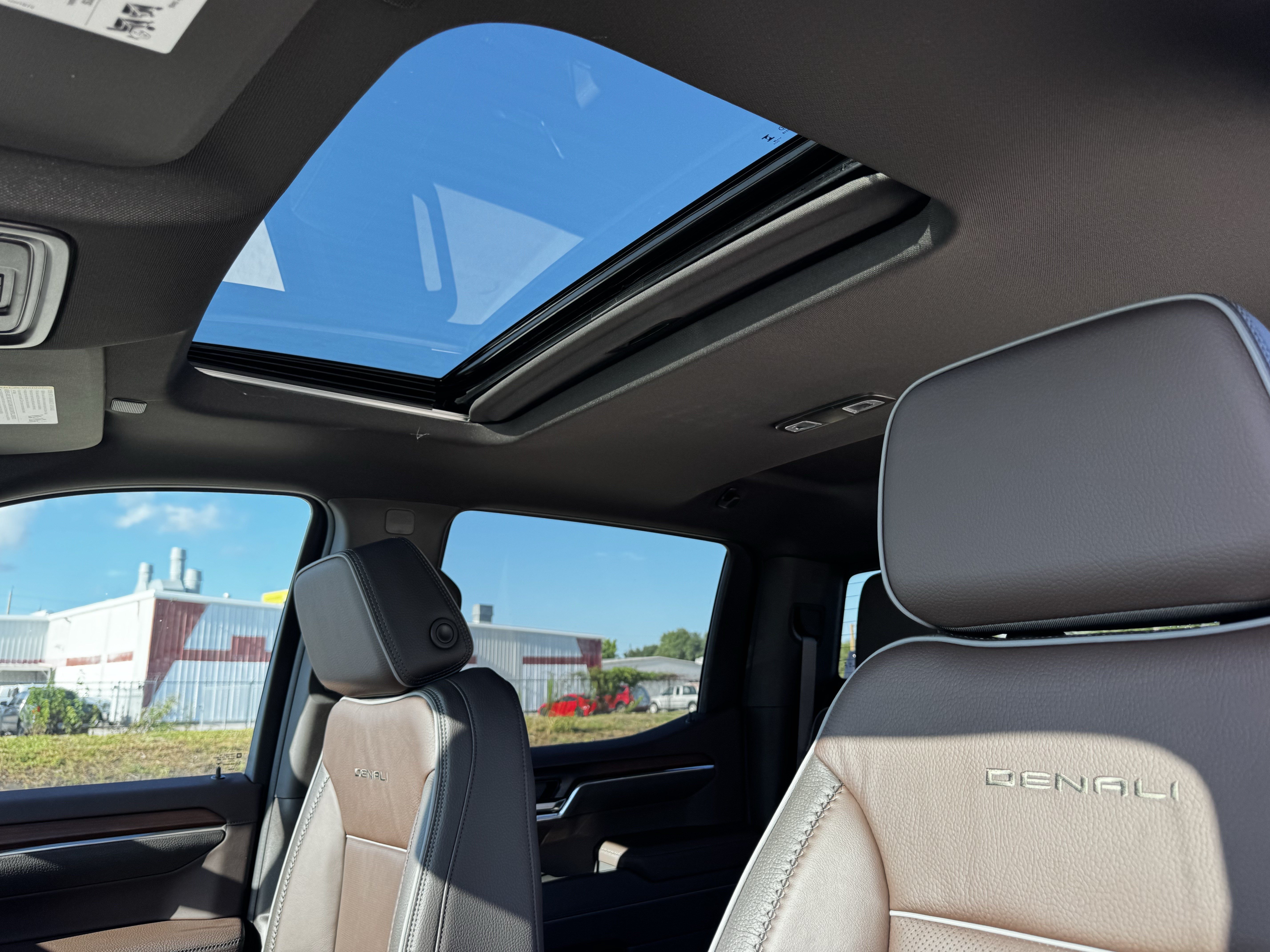 2026 GMC Sierra 1500 Denali - Photo 17
