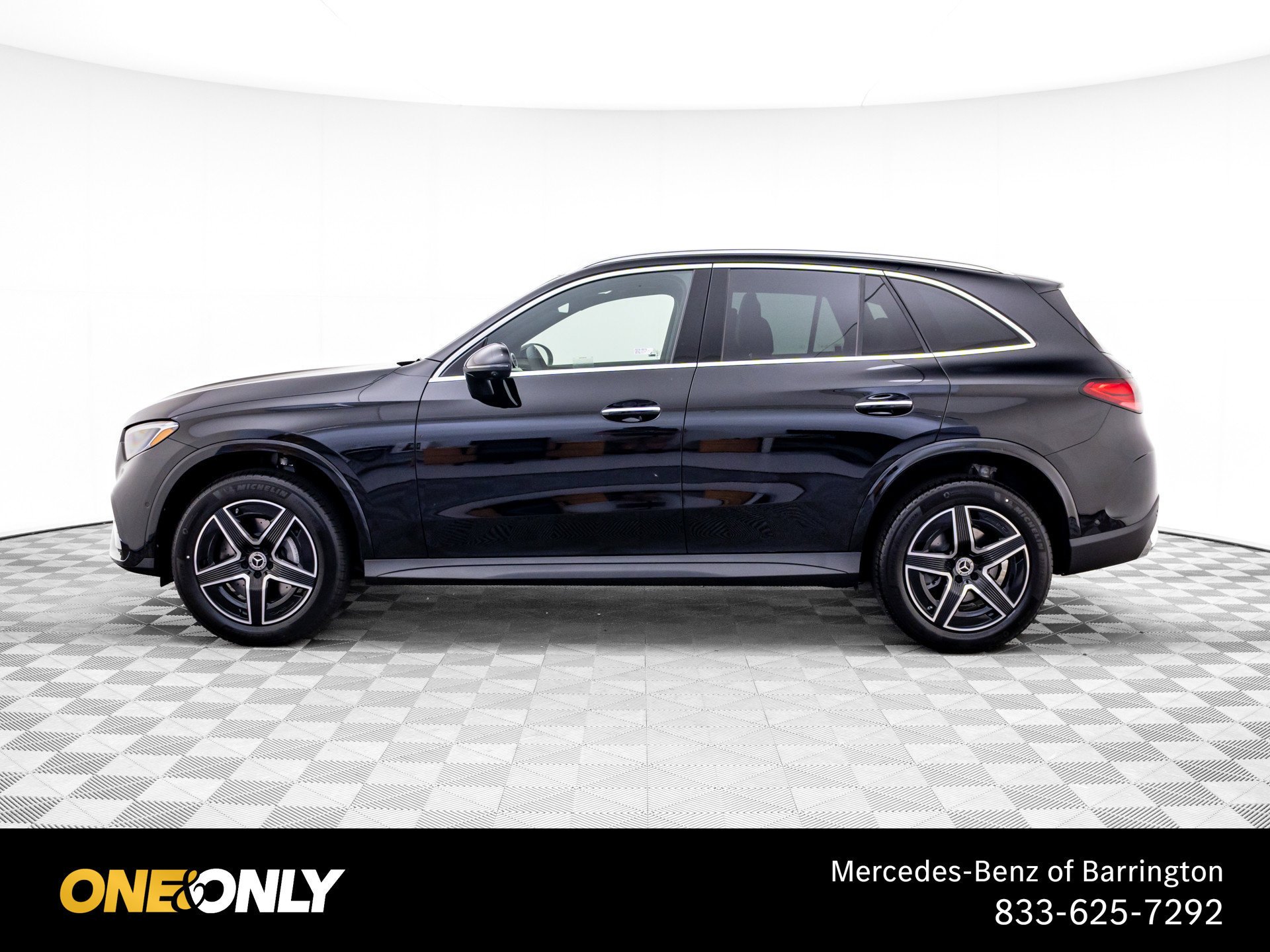 New 2026 Black Mercedes-Benz GLC 300 image 43