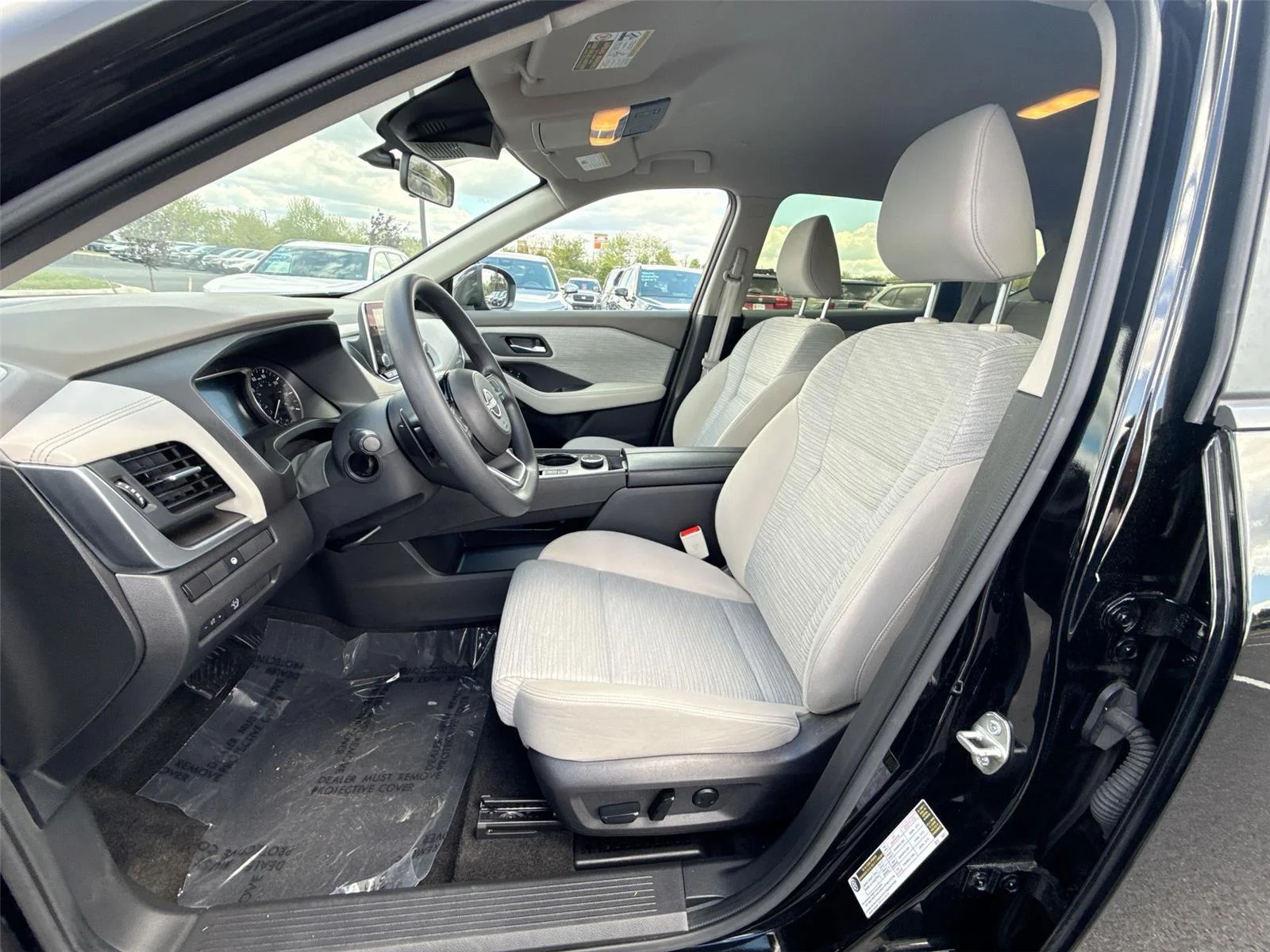 Used 2023 Super Black Nissan SV image 13