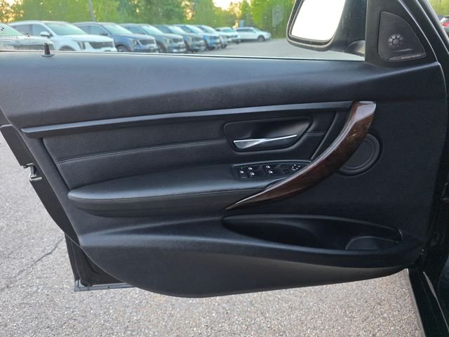Used 2015 Black BMW 328i xDrive image 27