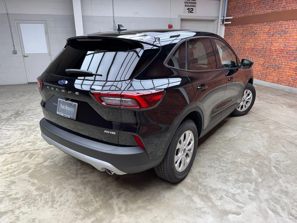 New 2026 Agate Black Metallic Ford Active® image 4