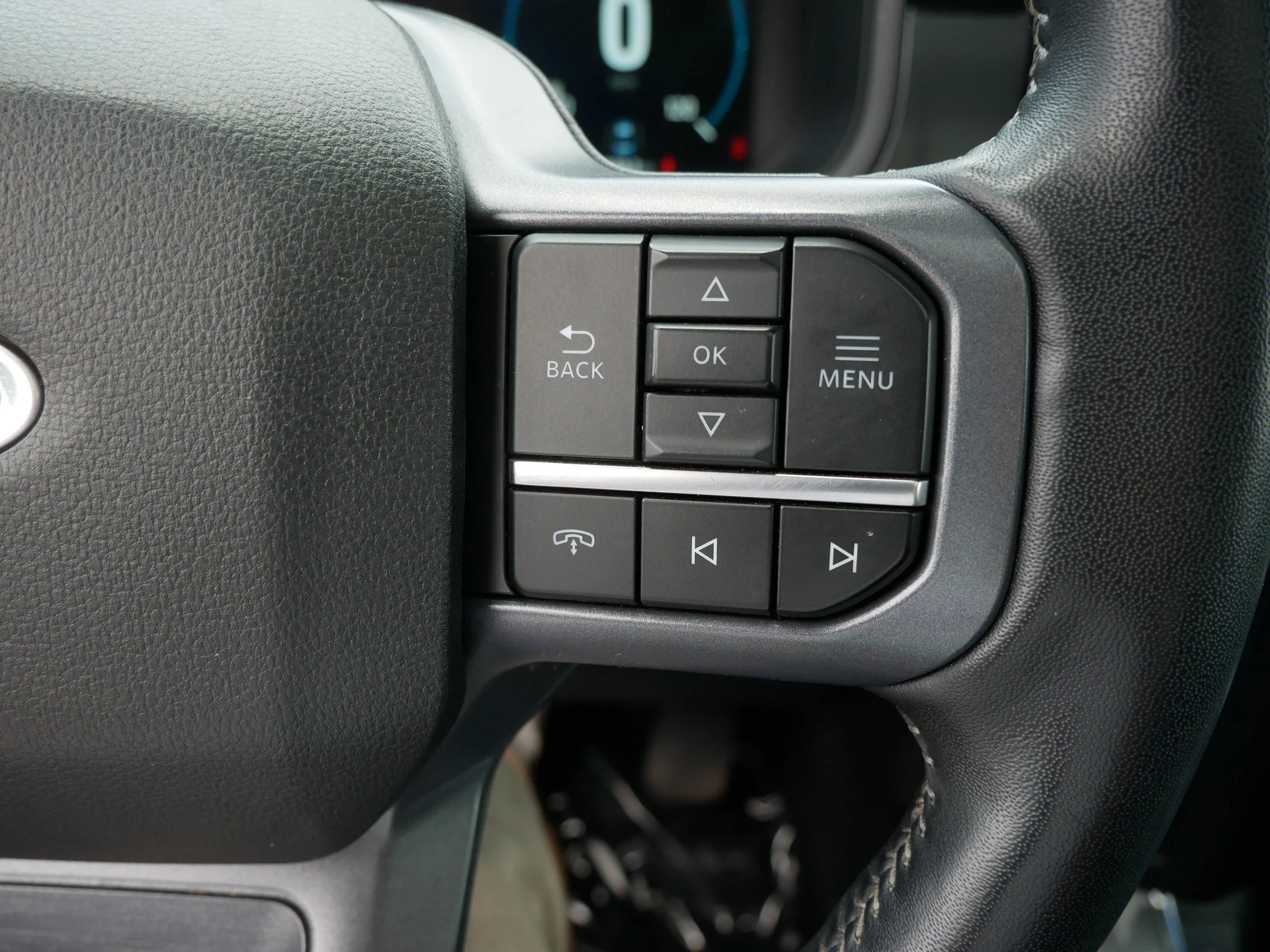 Used 2023 Oxford White Ford LARIAT image 33