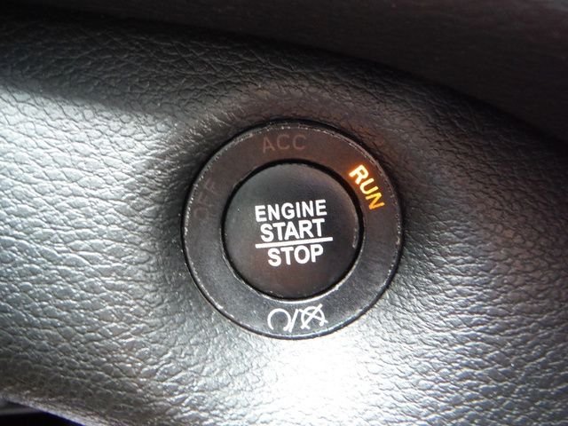 Used 2020 Silver Jeep Limited image 21