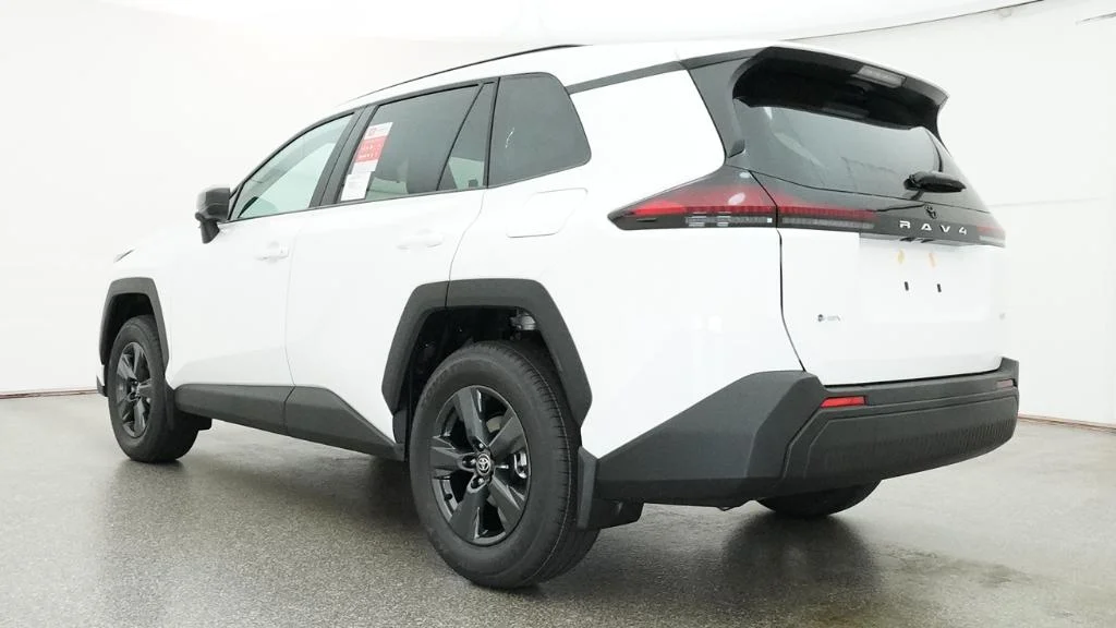 New 2026 Ice Cap Toyota LE image 26
